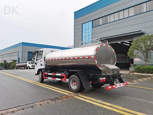 Fresh Milk Transport Tank Truck Factory Customization factory
