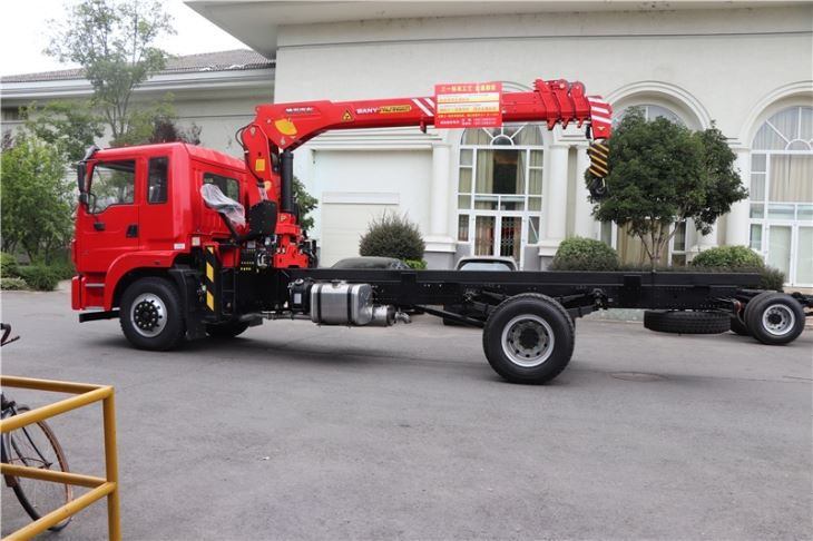 6.7t Straight boom crane(001)