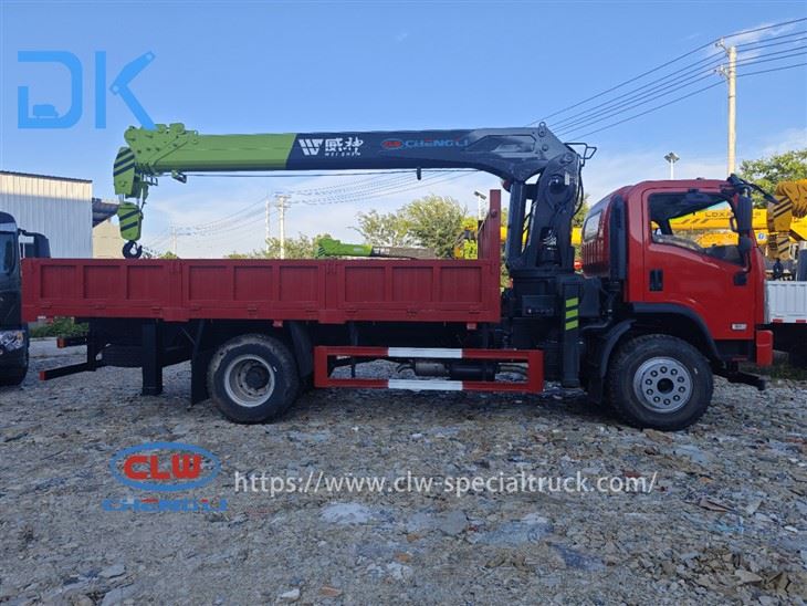Dongfeng K3 4.5-meter Wheelbase 8-ton 5-section Boom suppliers